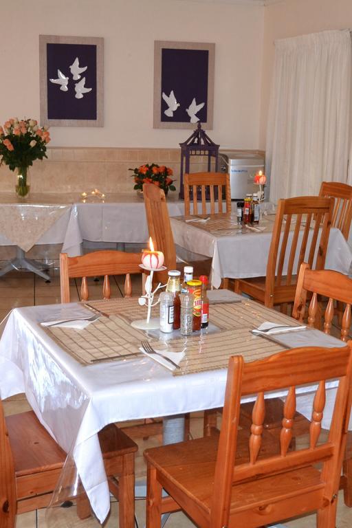 Dove'S Nest Guest House Kempton Park Bagian luar foto