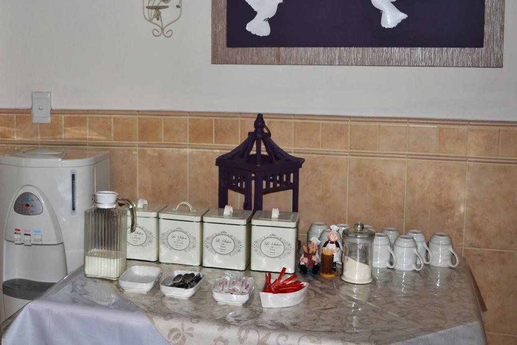 Dove'S Nest Guest House Kempton Park Bagian luar foto
